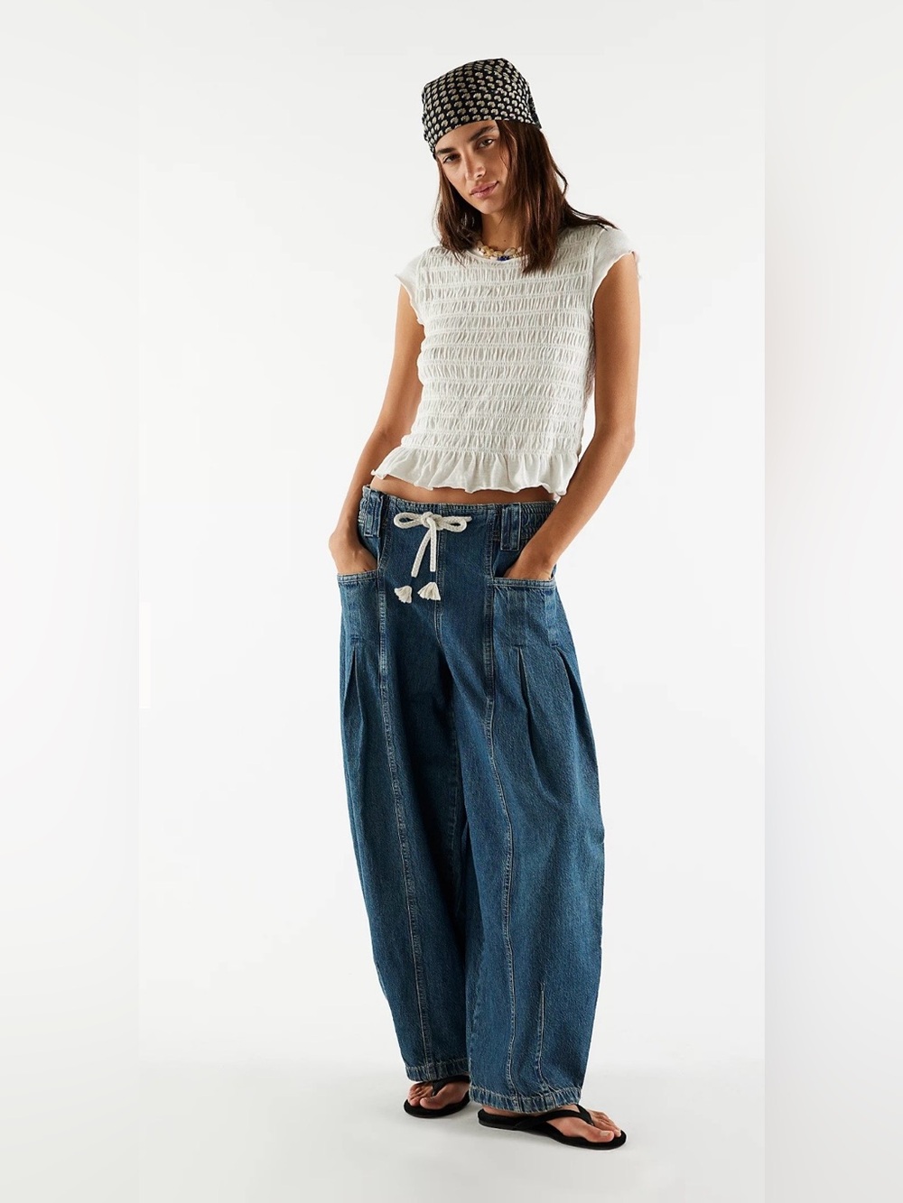 We The Free | Margo Barrel Pull on Jeans | Medium | Excellent Condition!!